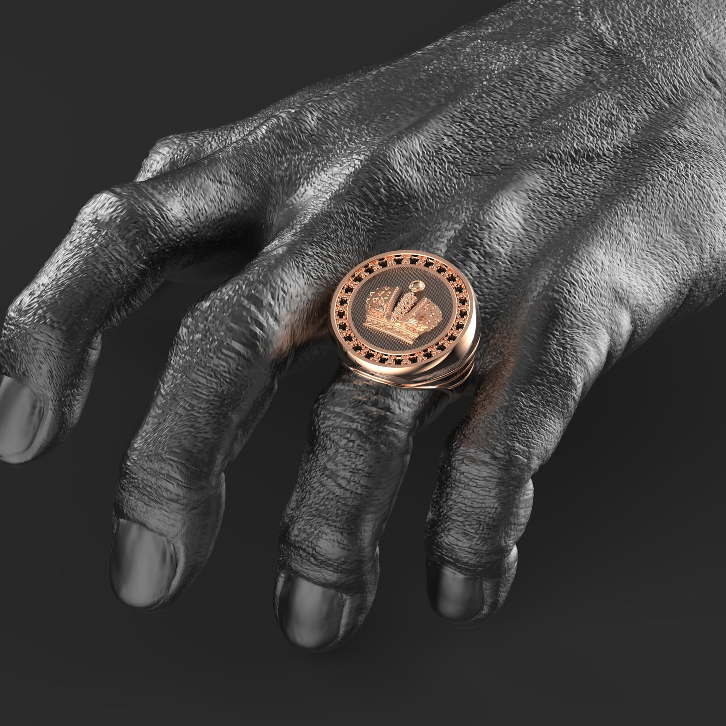 Das Queens Crown-Siegel mit rundem Oberteil und schwarzen Zirkonen