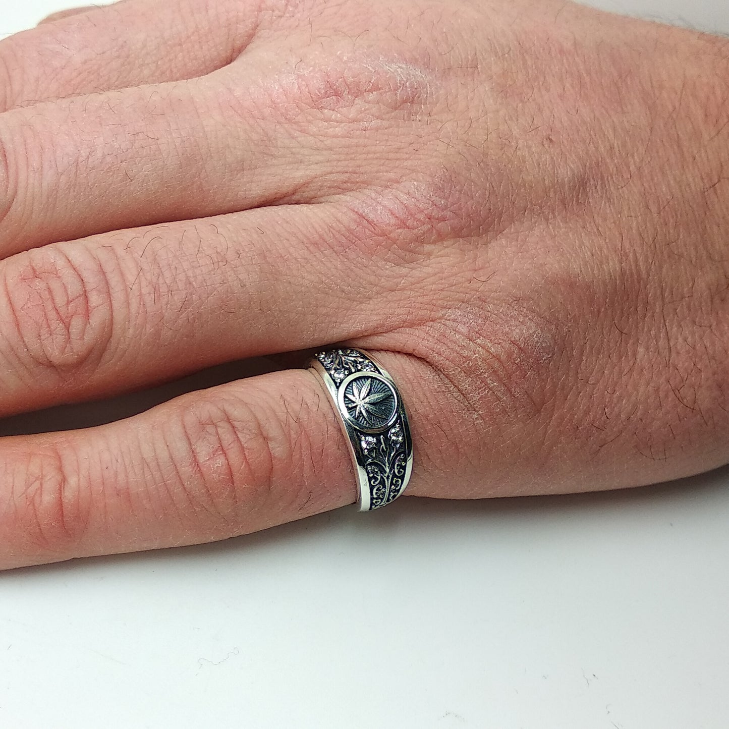 Cannabis Marijuana Leave Men and Women Ring Sterling Silver 925