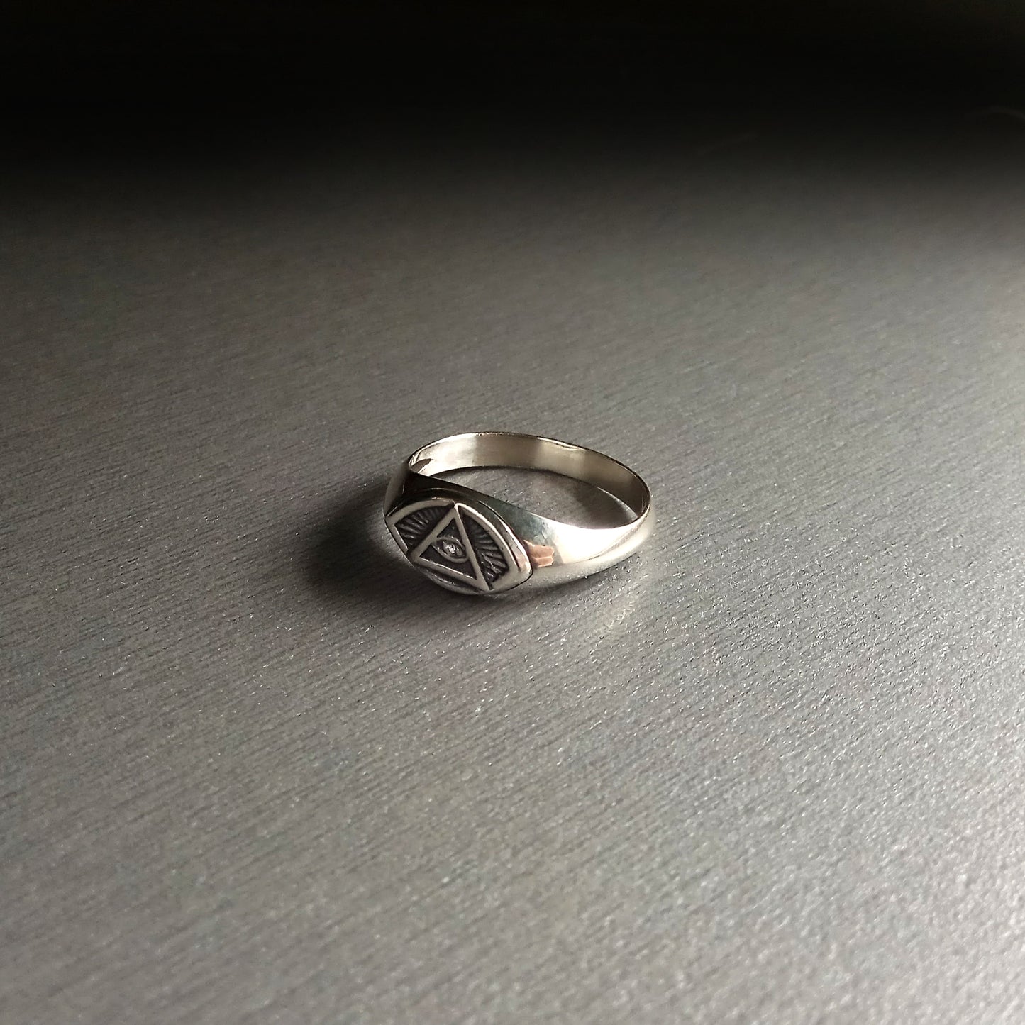 Anillo ligero para hombre de plata con triángulo delta radiante, Ojo que todo lo ve, Providencia, masónico, masonería