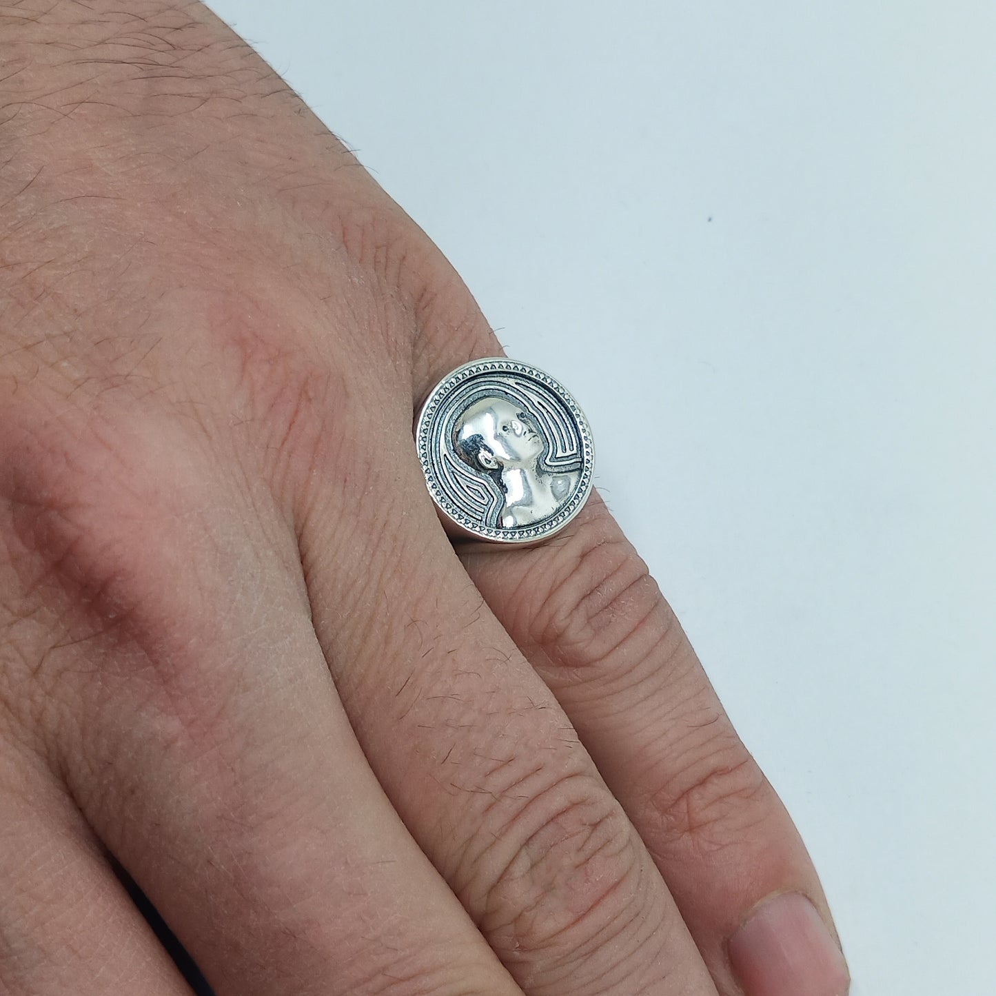 Anillo de plata de ley para hombre "El Señor del Mundo" de René Guénon