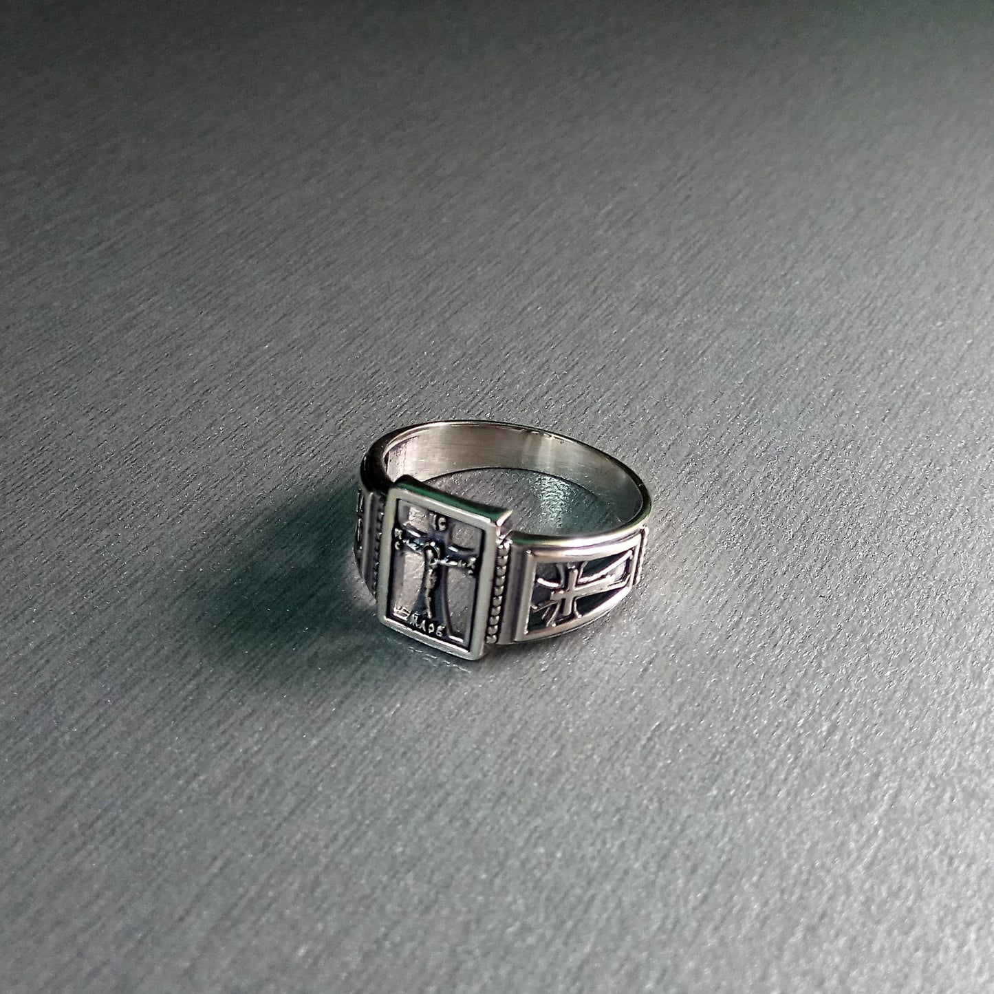 Cruz de la Crucifixión de Jesús en Plata 925