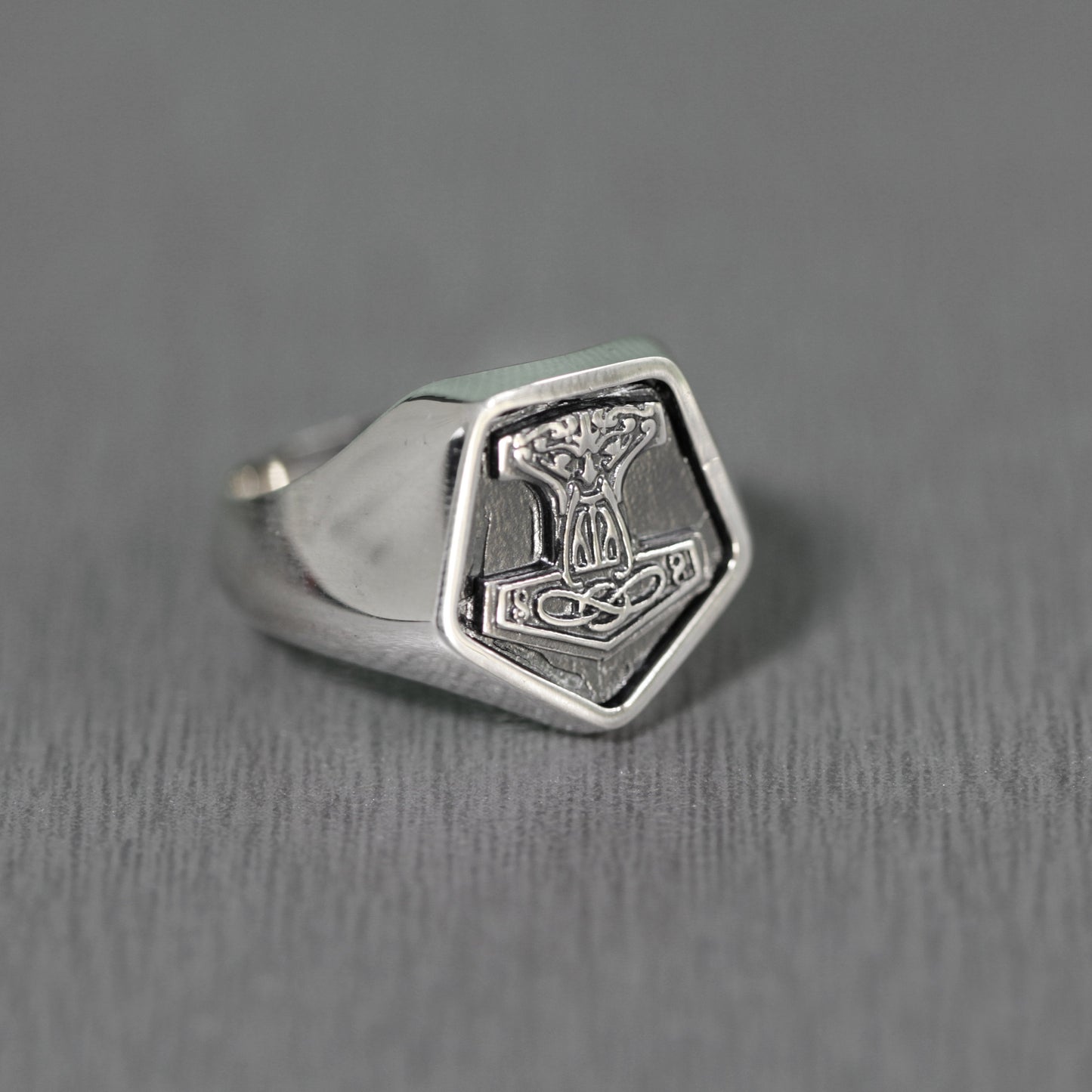 Anillo Mjolnir Martillo de Thor Plata 925
