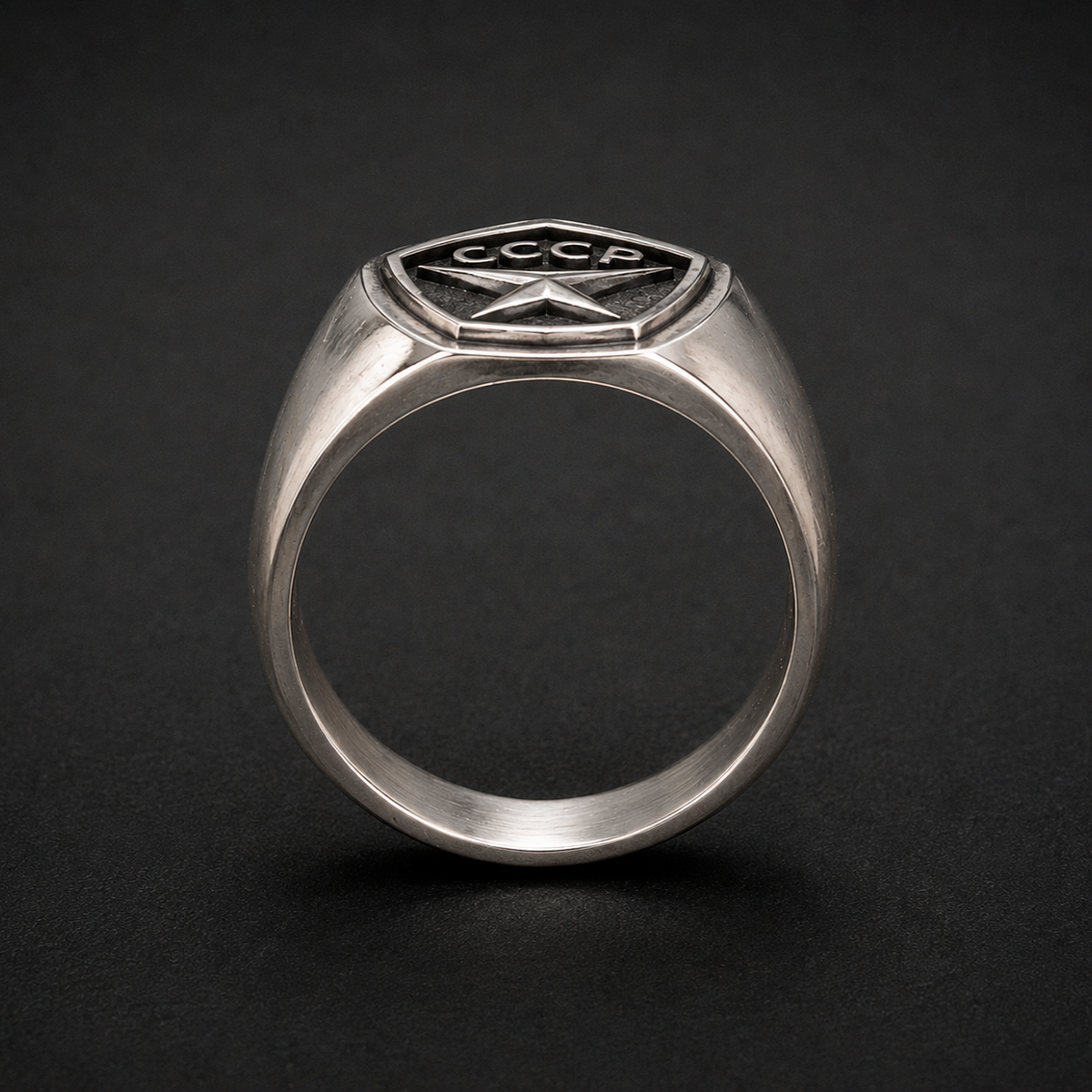 Side profile of USSR Quality Mark men's silver signet ring