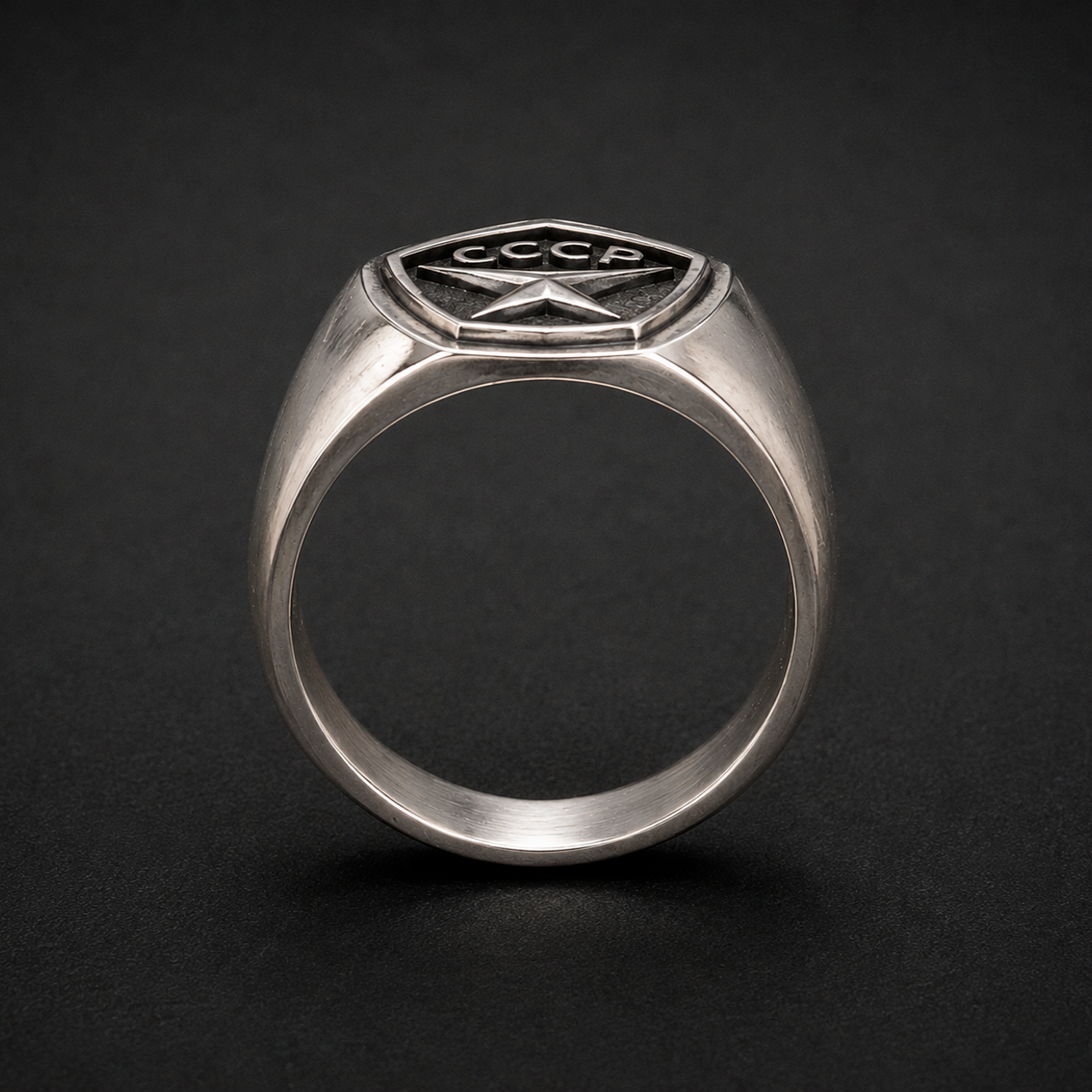 Side profile of USSR Quality Mark men's silver signet ring