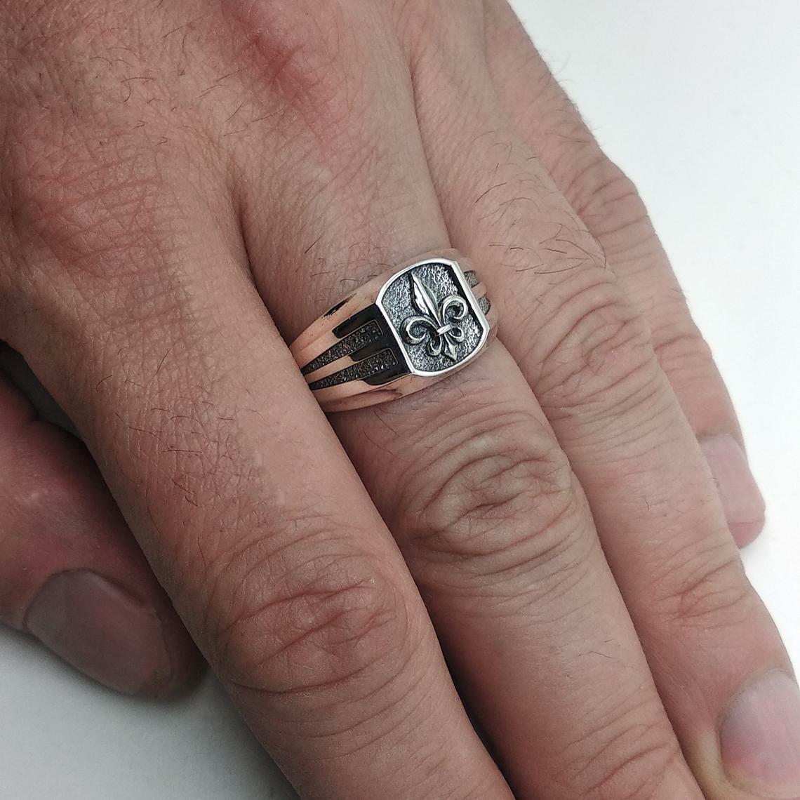 Heraldic Lily Fleur-de-lis Mens Signet Sterling Silver Ring