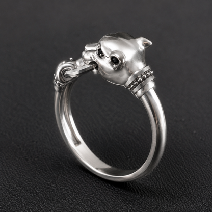 Detailed angle of handcrafted silver panther ring with black gemstones by Indigo Jewelry