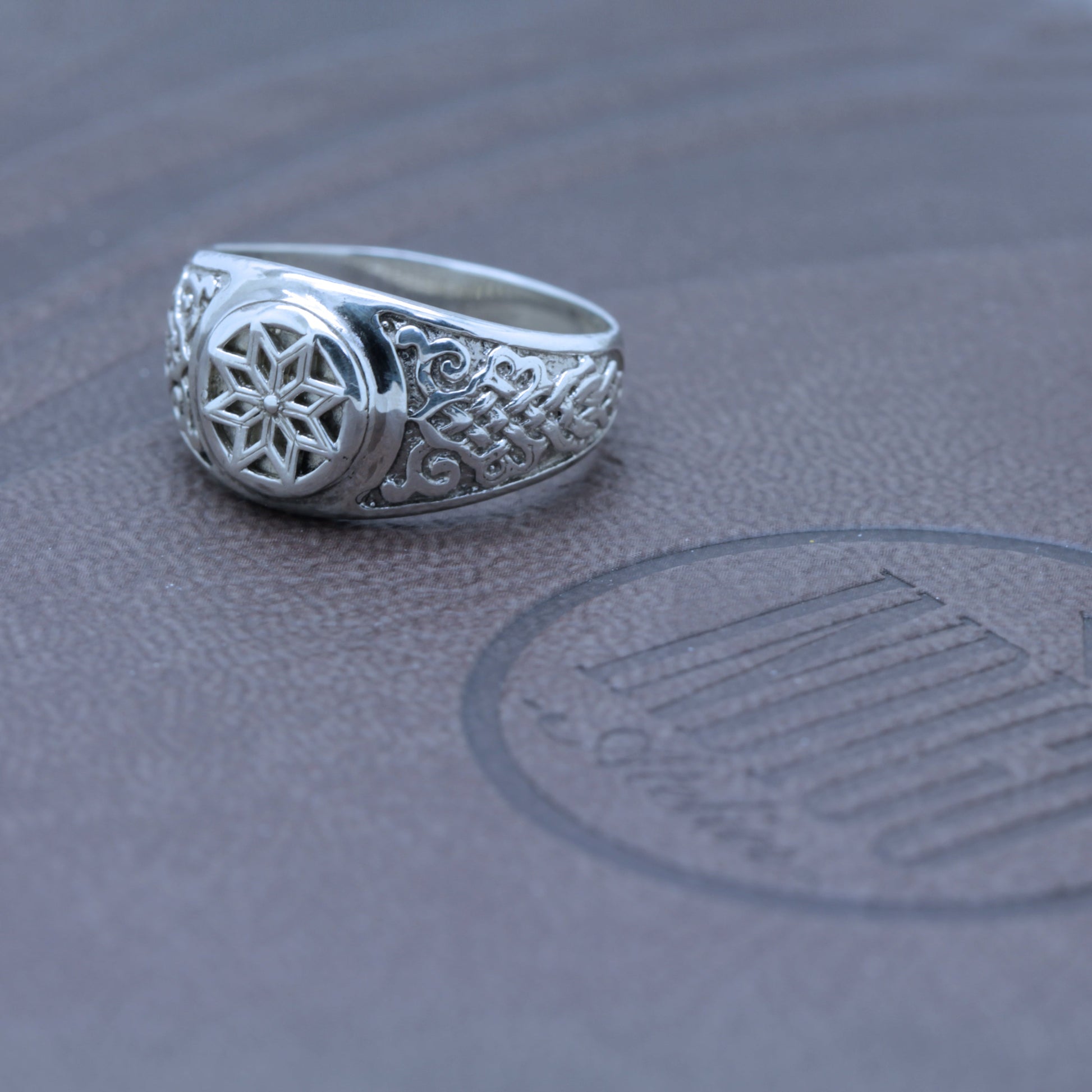 Alatyr rings in polished and oxidized sterling silver by INDIGO Jewelry Atelier