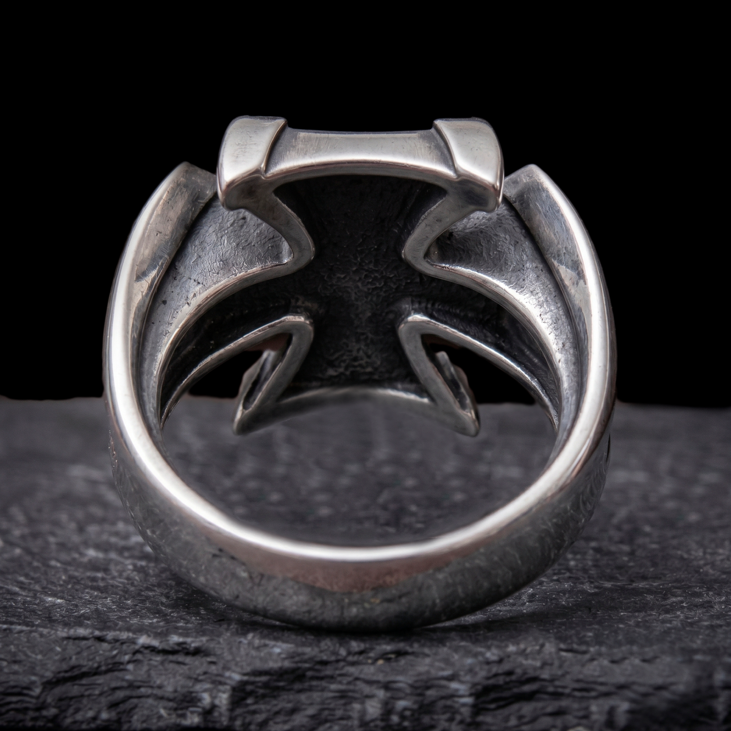 Side view of Maltese cross skull signet ring in sterling silver by INDIGO Jewelry Atelier