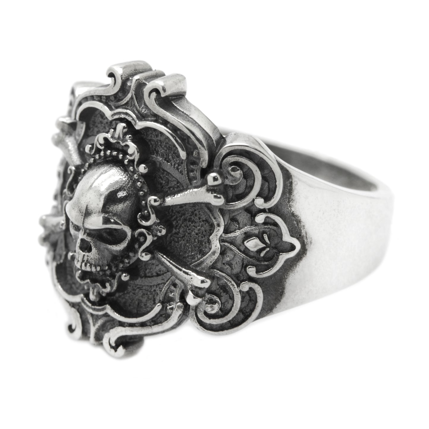 Beautiful Pirate Skull and Crossbones Mens Sterling Silver Ring