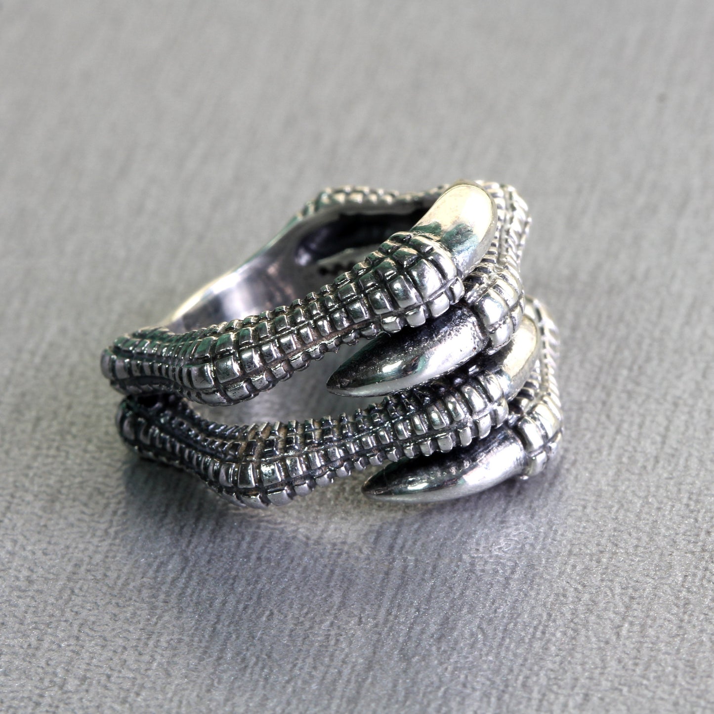 Сrow's Сlaw Unisex Ring Silver 925