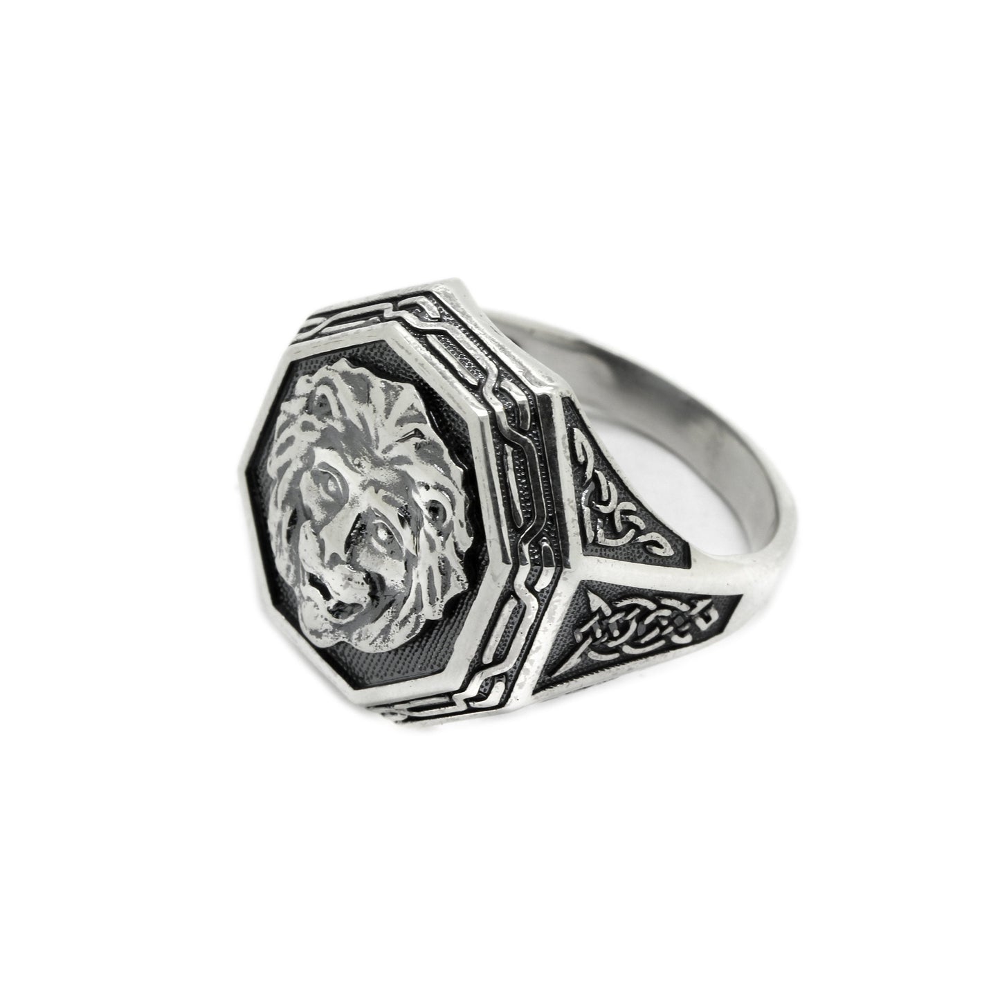 Lion Ring with Celtic Ornament Sterling Silver 925