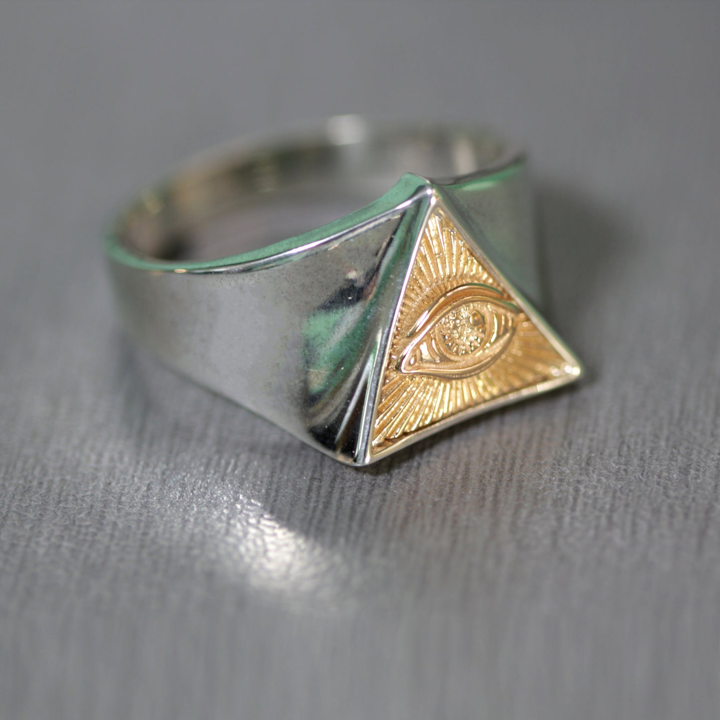 Masonic Freemasonry All Seeing Eye Triangle Silver Ring