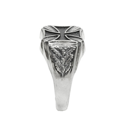 Knight's Iron Cross and Ouk leaves Huge and Heavy Men`s Sterling Silver Signet Ring