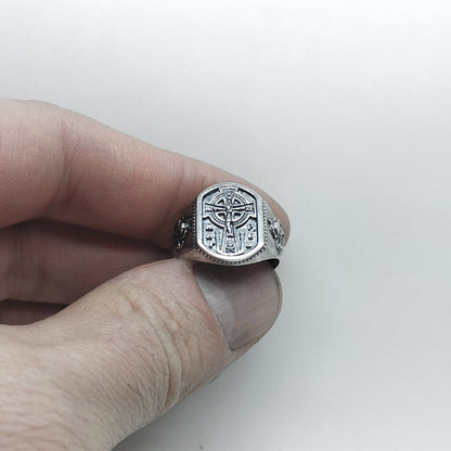 Ježíš Kristus Сrucifixion kříž v keltském stylu Sterling Silver pečetní prsten