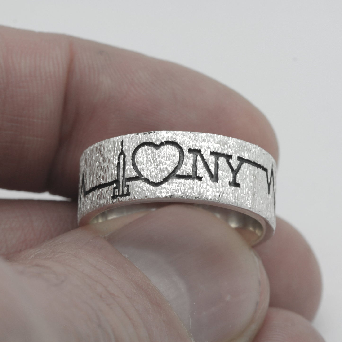 Heartbeat of New York Unisex Engagement Souvenir Ring