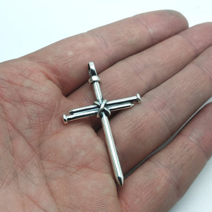 Gekreuzte Nägel Christlicher Anhänger aus Sterlingsilber, Herrenanhänger Kreuz