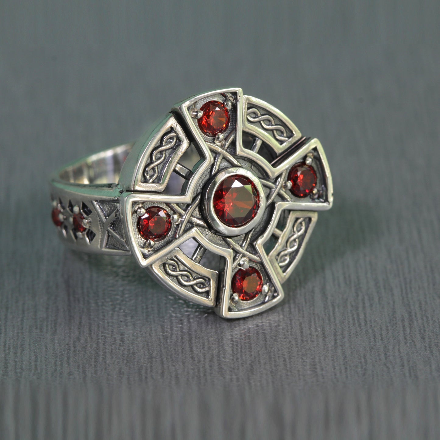 Irisches Wikinger-Keltisches Kreuz mit Zirkonen, Edelsteinen, Sterlingsilber, Unisex-Ring-Siegel