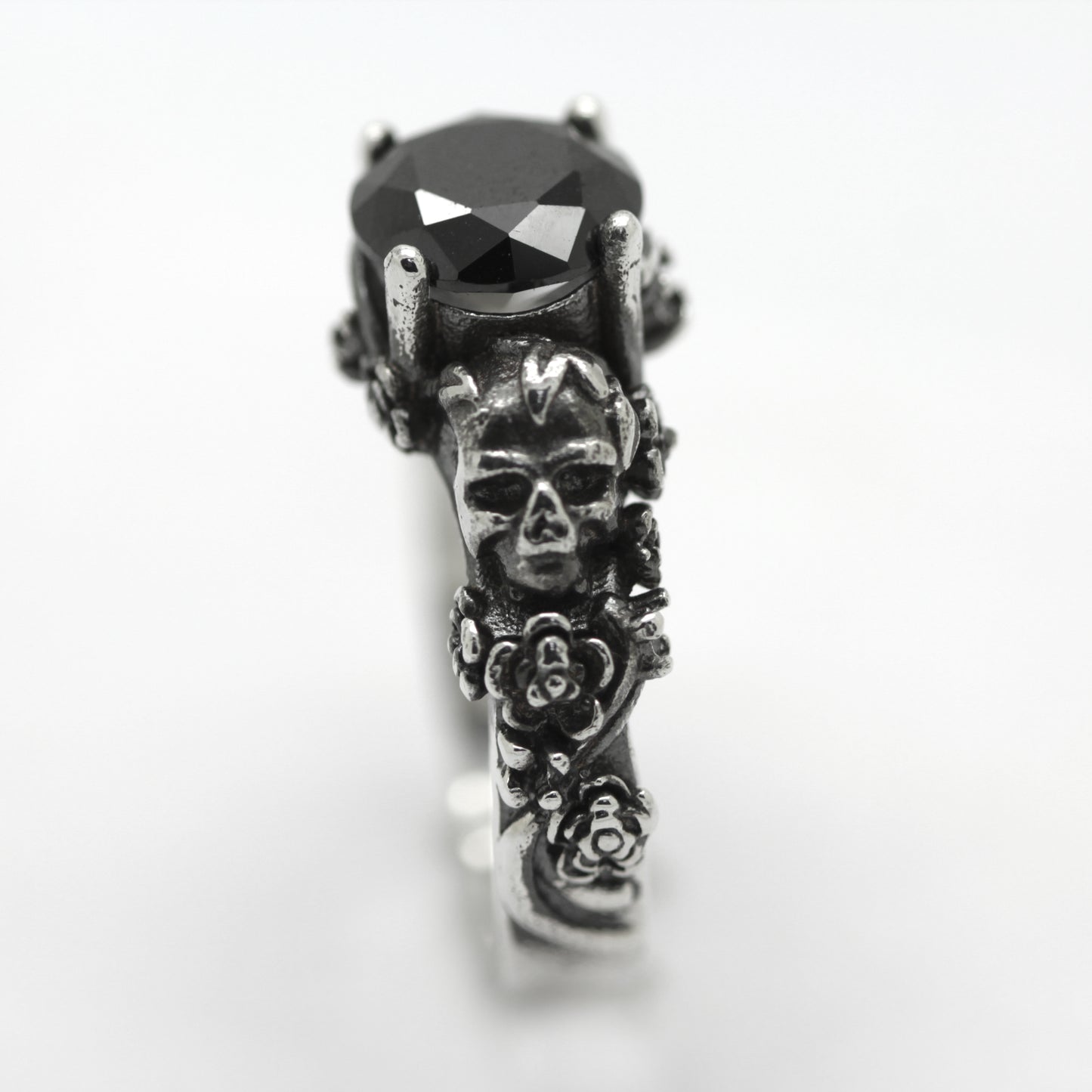 Gothic Skull and Roses, Black Round Gemstone, Skeleton Sterling Silver Ring, Love to Death